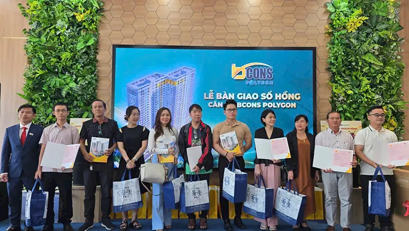 Bcons Polygon bàn giao sổ hồng